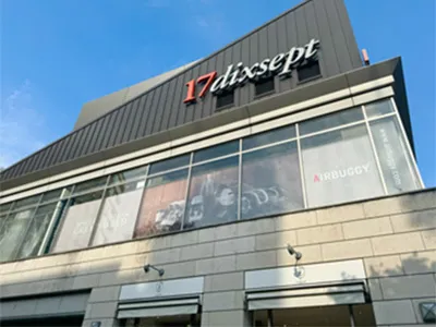 AIRBUGGY 代官山店の外観